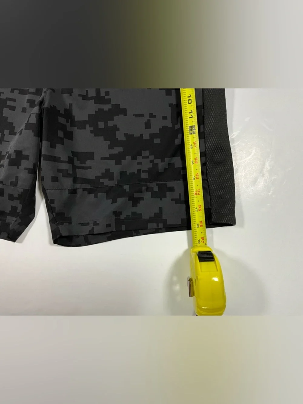 Spyder Active Men’s Athletic Shorts Size Large